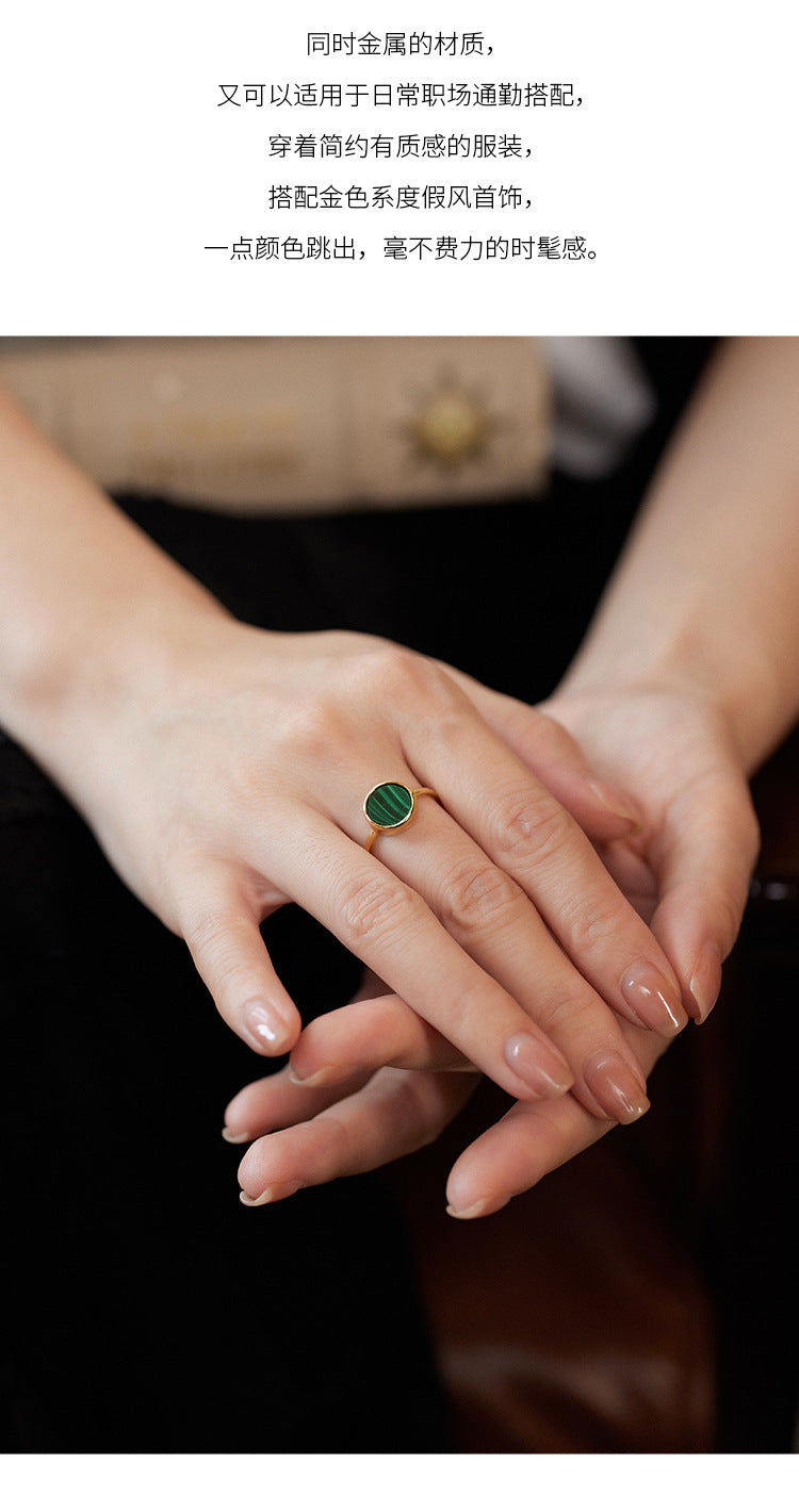 Fashionable Simple Vintage French Style Light Luxury Ring