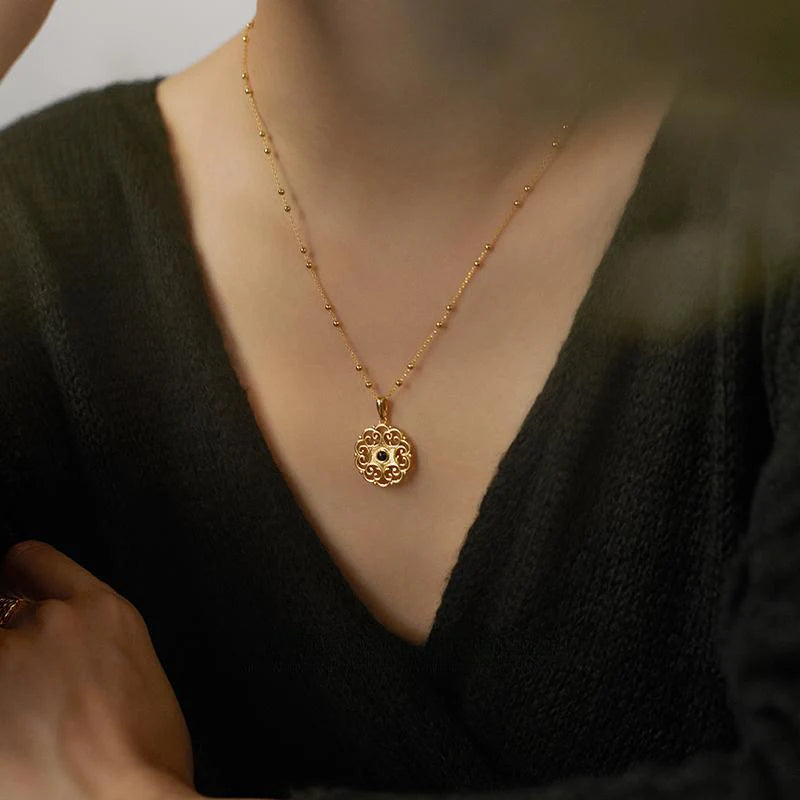 French Retro Chinese Style Melad Hardware Girl Warm Winter Agate Necklace Ring Gold Necklace Davidgold necklace david001