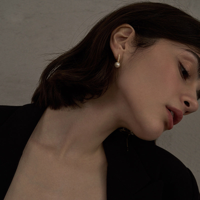 High-end Design Pure Silver Light Luxury Elegant Earrings Studs for Women Natural Pearl Ear Jewelry