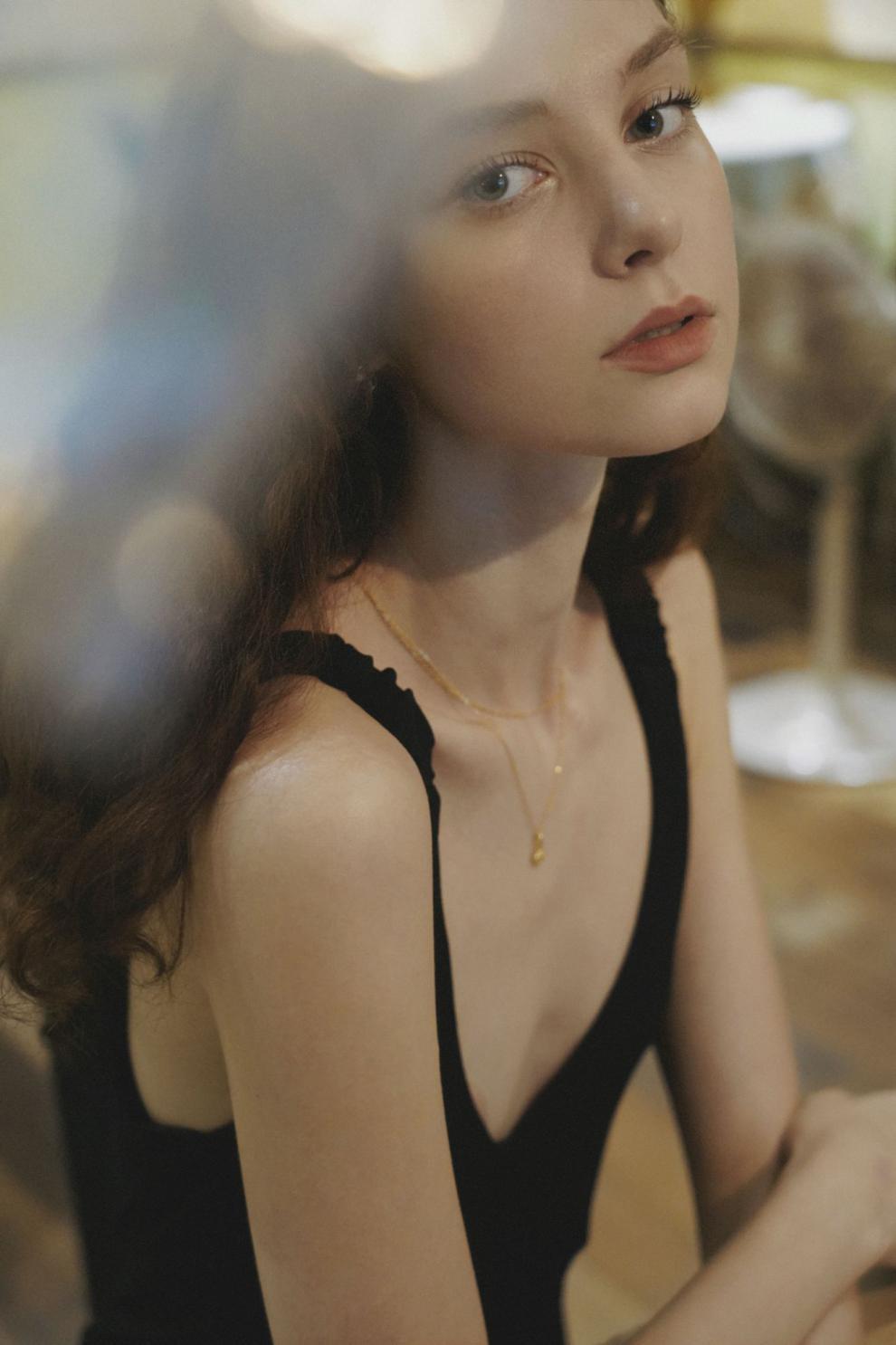 Necklace for Women Light Luxury S925 Silver Niche Jewelry Heart Pendant Collarbone Chain Gift for Girlfriend Jewelry Gold Necklacejewelry gold necklace002