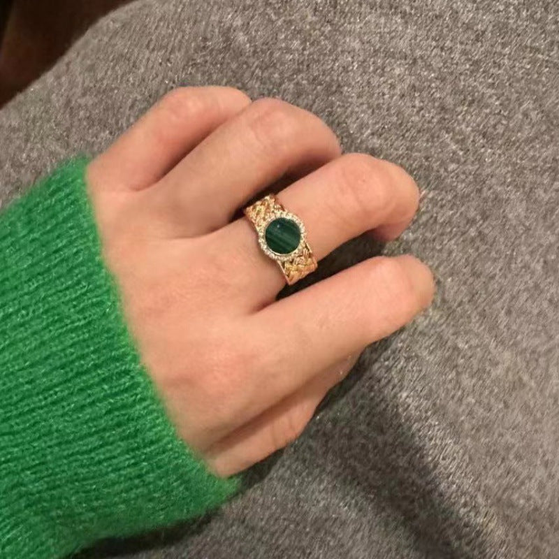 French Retro Filigree Simple Luxury Fashion Ring Gold Necklace Jewelrygold necklace jewelry003