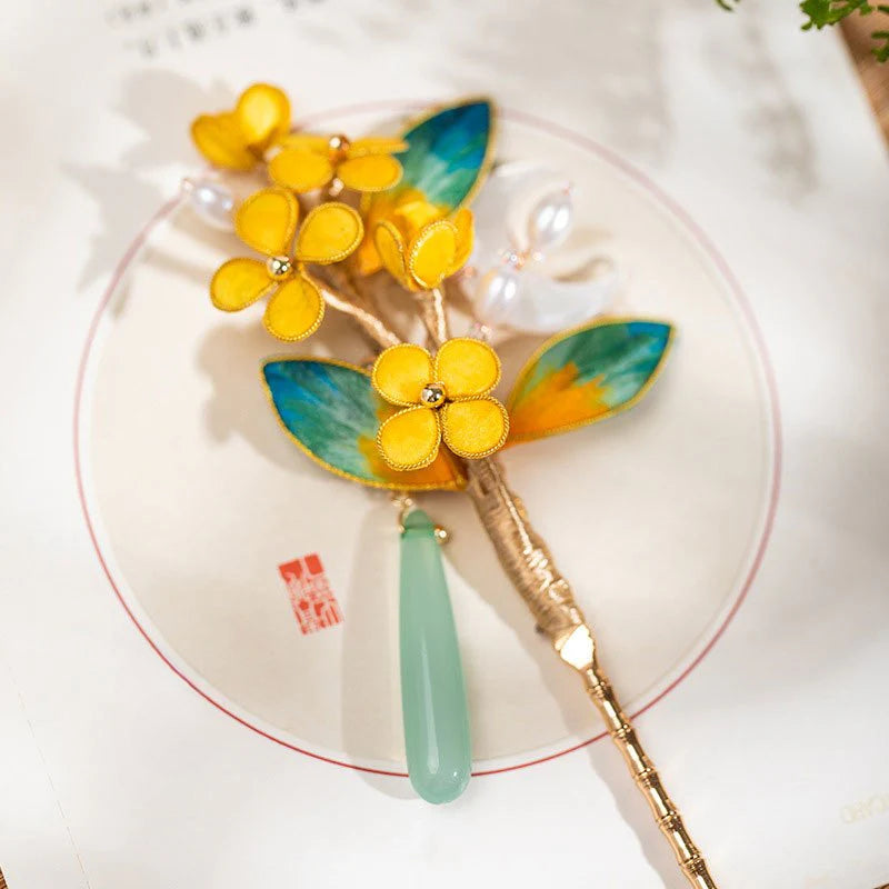 Chinese Intangible Cultural Heritage Handmade Osmanthus flower Velvet Flower Hairpin Ancient Style High-end Hairpin National Style Cheongsam Gift Jewelry David Gold Necklace Yurman