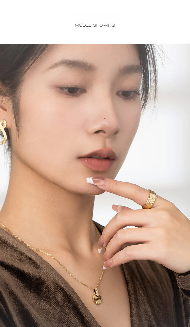 Copper Alloy Synthetic Zircon Ring Fashion Retro Personality Design Sense Elegant Ring Jewelry Gold Necklacejewelry gold necklace003