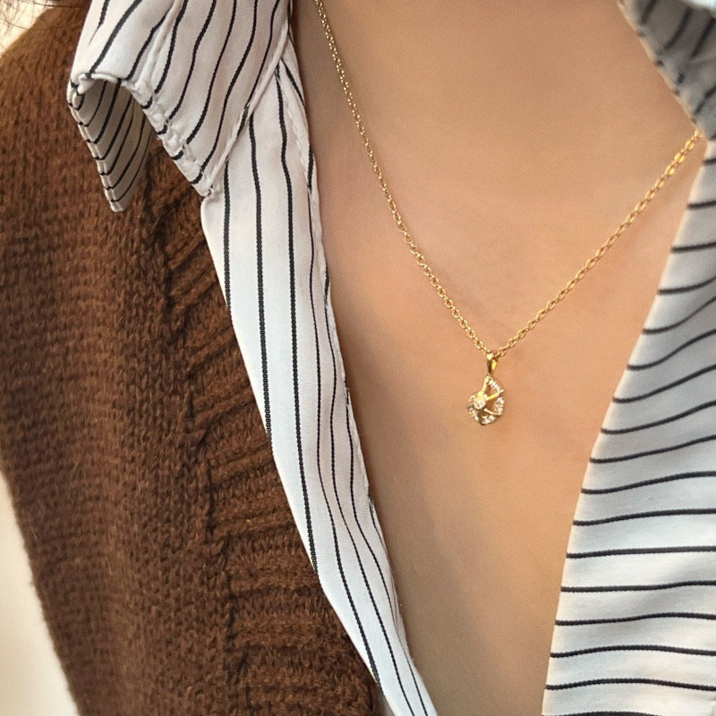 French Retro Light Luxury Niche Versatile Conch Necklace Gold Necklace Davidgold necklace david002