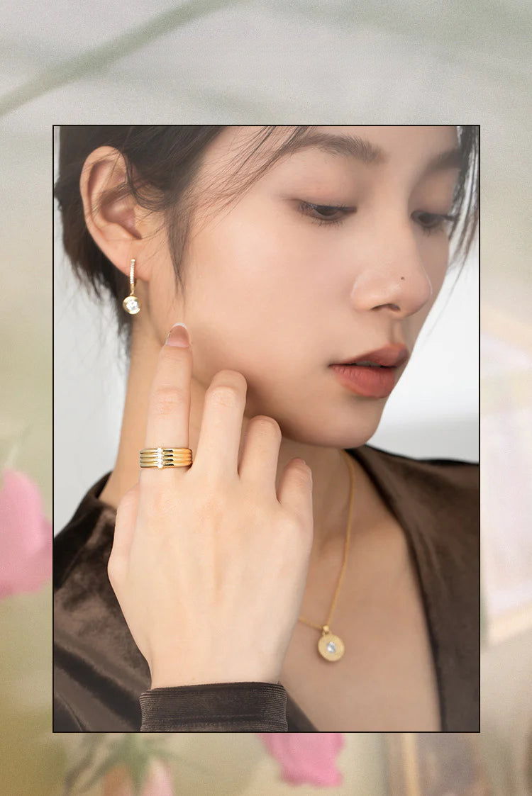 Copper Alloy Synthetic Zircon Ring Fashion Retro Personality Design Sense Elegant Ring Jewelry Gold Necklacejewelry gold necklace003