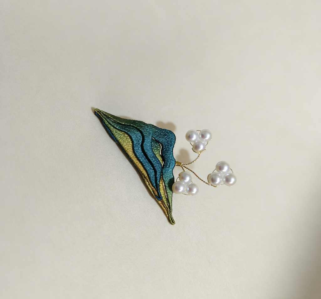 Chinese Intangible Cultural Heritage Woven Flower Shanli Jiangshan Brooch Elegant Light Luxury Chinese Style Gift Can Be Paired with Shirts and Suits David Gold Necklace Yurman