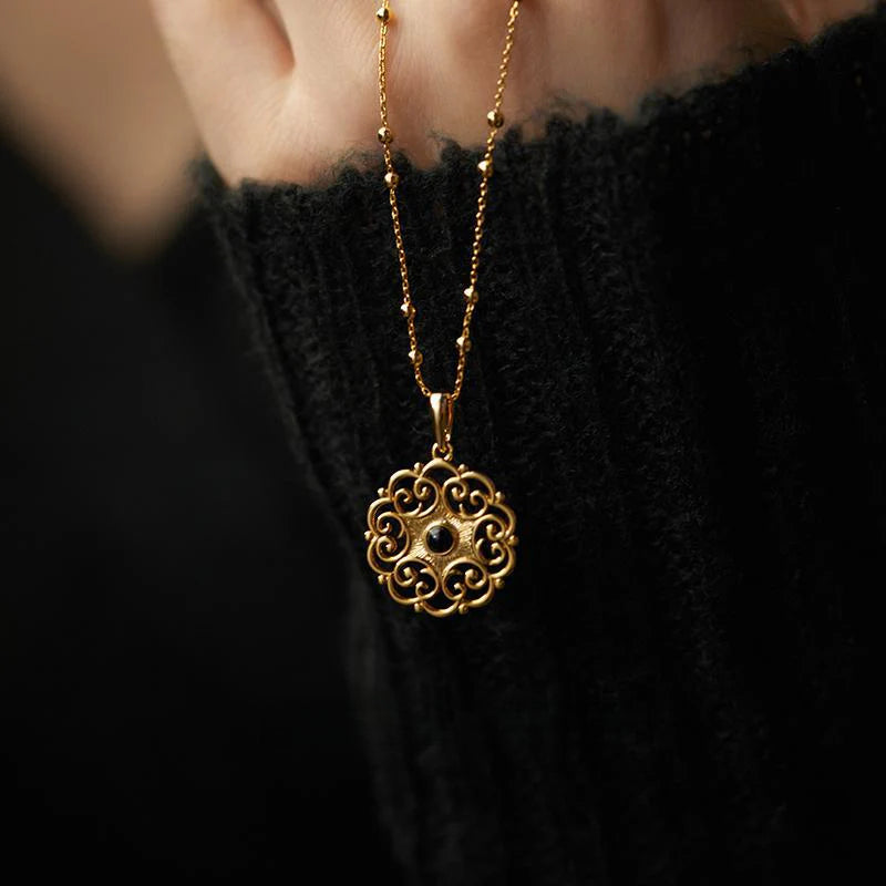 French Retro Chinese Style Melad Hardware Girl Warm Winter Agate Necklace Ring Gold Necklace Davidgold necklace david001