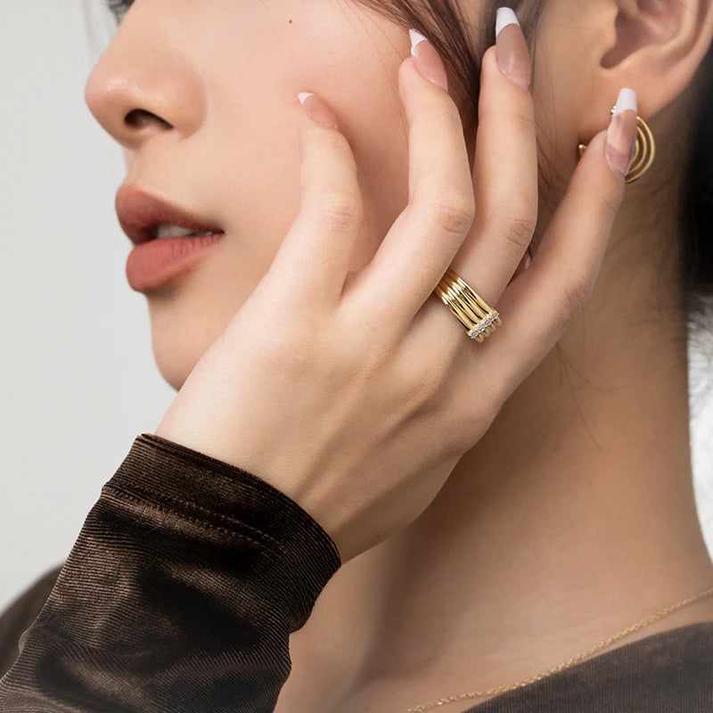 Copper Alloy Synthetic Zircon Ring Fashion Retro Personality Design Sense Elegant Ring Jewelry Gold Necklacejewelry gold necklace003