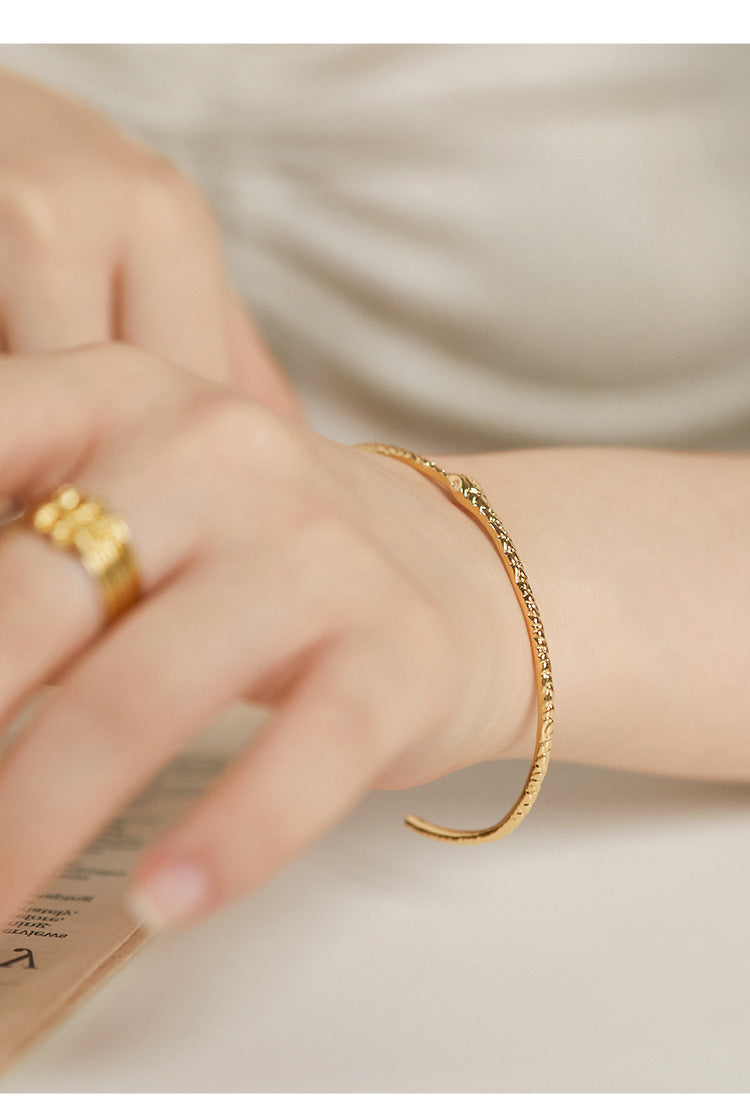 Copper Alloy Synthetic Zircon Bracelet French Style Elegant Light Luxury Retro Simple Fashion Bracelet Jewelry Gold Necklace Davidjewelry gold necklace david