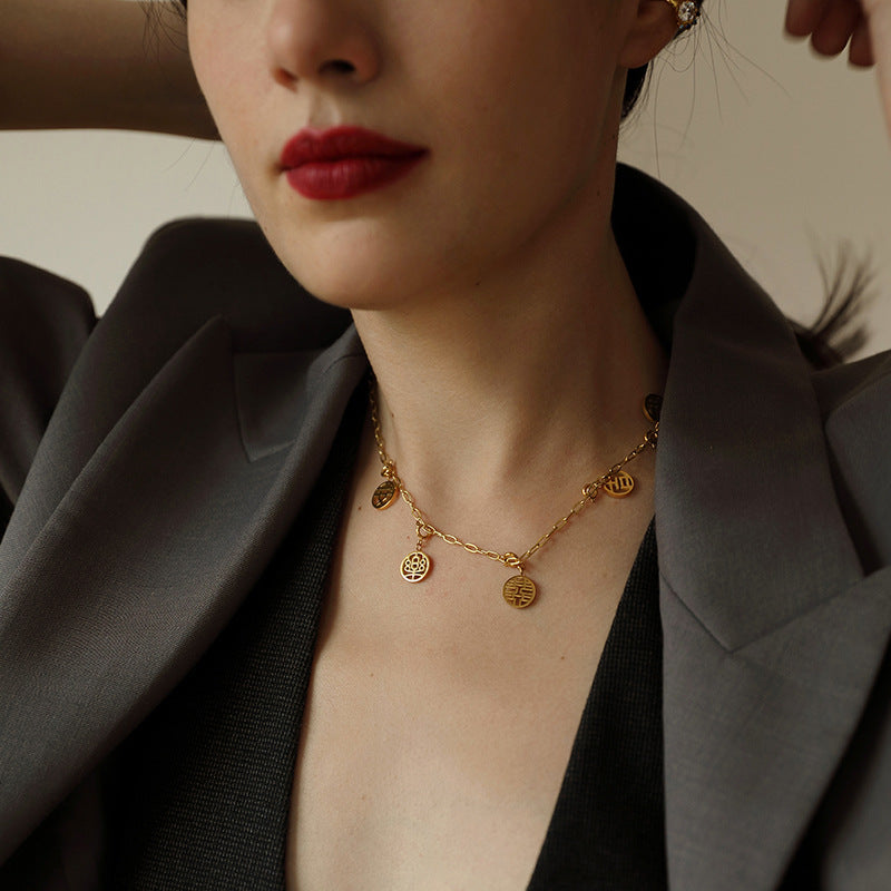 2022 New Titanium Steel Pendant for Women, Light Luxury Retro Chinese Style New Year Niche High-end Pendant Jewelry David Gold Necklacejewelry david gold necklace002