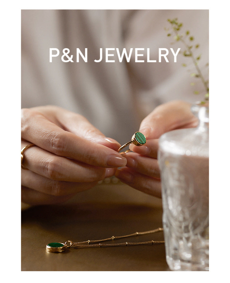 Fashionable Simple Vintage French Style Light Luxury Ring