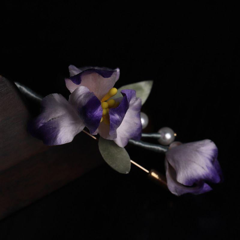 Iris Velvet Flower Brooch| Intangible Cultural Heritage Handmade Accessory
