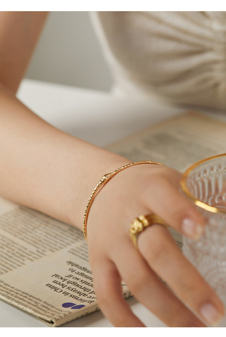 Copper Alloy Synthetic Zircon Bracelet French Style Elegant Light Luxury Retro Simple Fashion Bracelet Jewelry Gold Necklace Davidjewelry gold necklace david