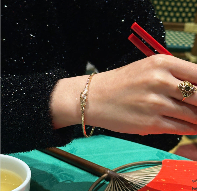 French Retro Dragon Year New Fashion Versatile Elegant Bracelet Jewelry Gold Necklacejewelry gold necklace