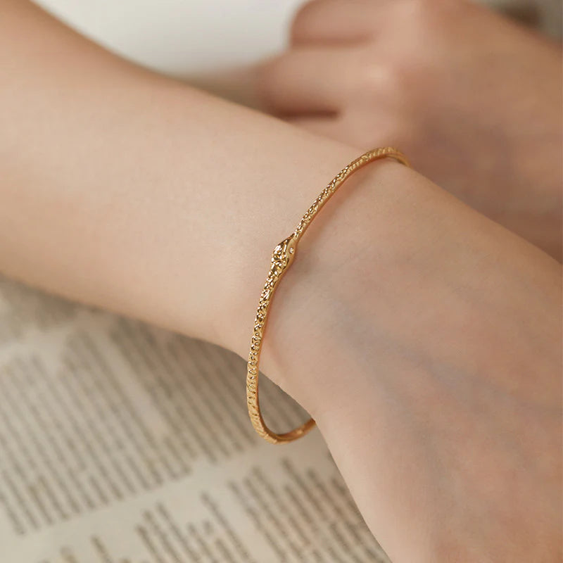 Copper Alloy Synthetic Zircon Bracelet French Style Elegant Light Luxury Retro Simple Fashion Bracelet Jewelry Gold Necklace Davidjewelry gold necklace david