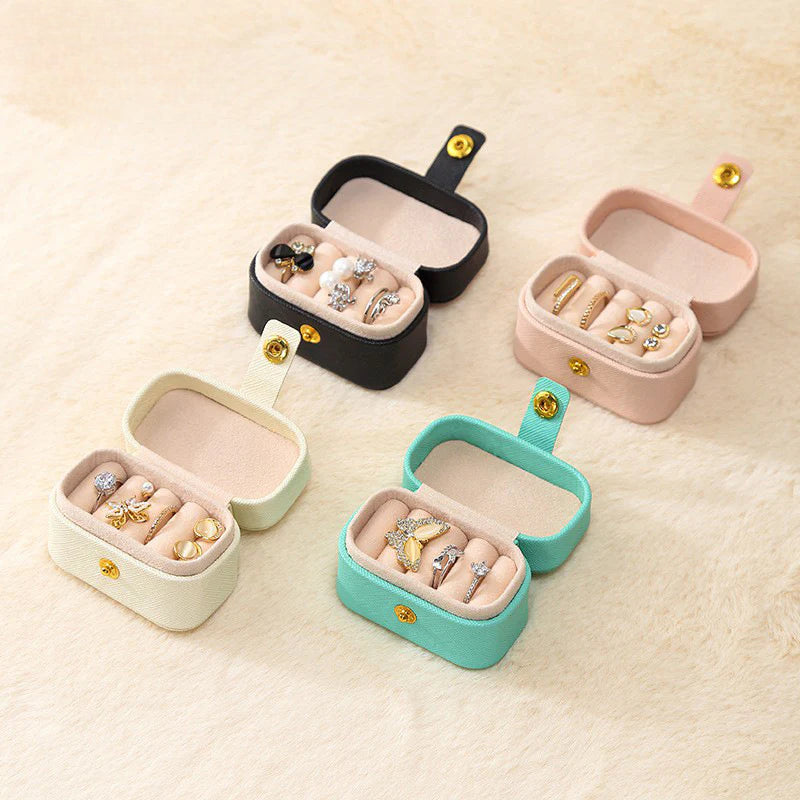 Amazon European and American Mini Ring Box PU Leather Solid Color Jewelry Box Portable Earring Storage Box Creative Gift Gold Necklace Jewelry Tiffany Davidgold necklace jewelry Tiffany david