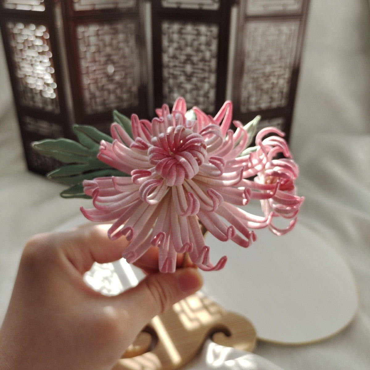 Handmade Chinese Intangible Cultural Heritage Woven Chrysanthemum Hairpin Accessory Hair Ornament Hair Stickgold Necklace Jewelry