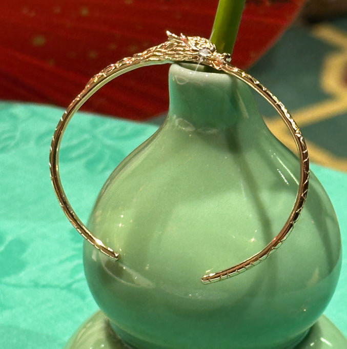 French Retro Dragon Year New Fashion Versatile Elegant Bracelet Jewelry Gold Necklacejewelry gold necklace