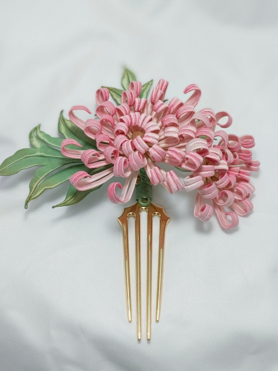 Handmade Chinese Intangible Cultural Heritage Woven Chrysanthemum Hairpin Accessory Hair Ornament Hair Stickgold Necklace Jewelry