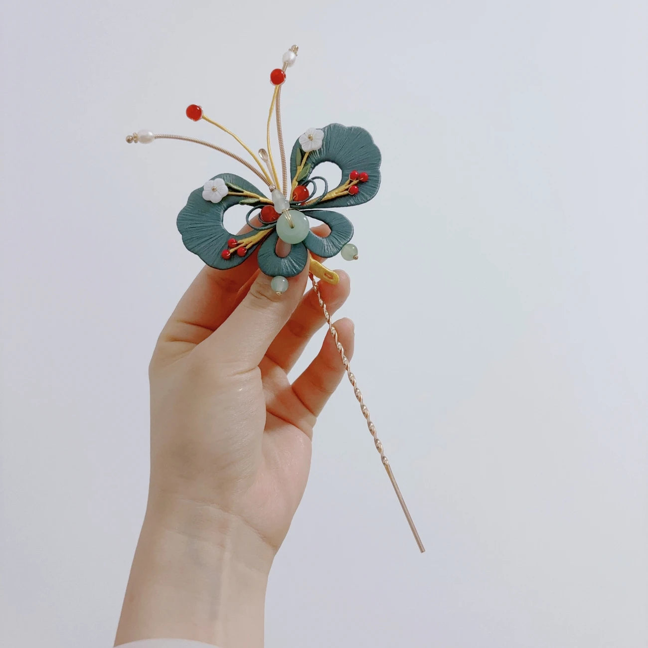 Intangible Cultural Heritage Silk Wrapped Flower Retro Butterfly Hair Clip, Hair Accessory, Qipao Brooch, Chinese Style Brooch