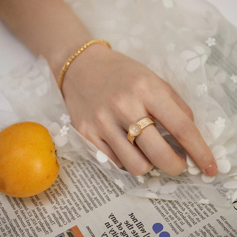 Copper Alloy Ring Vintage French Style Light Luxury Elegant Simple Fashion Satin Pattern Ring David Jewelrydavid jewelry003