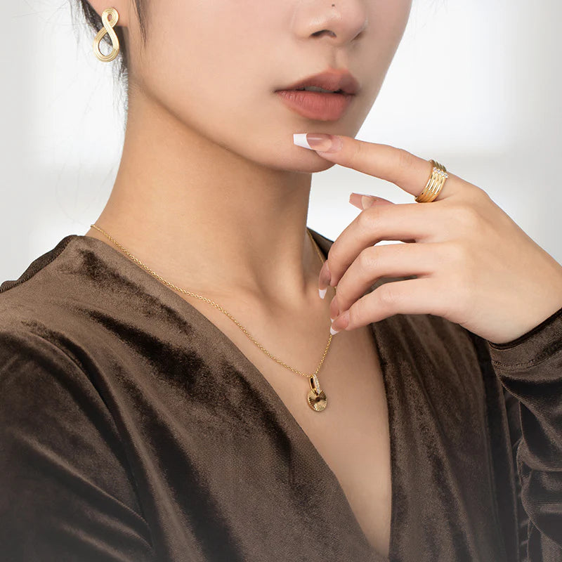 Copper Alloy Synthetic Zircon Ring Fashion Retro Personality Design Sense Elegant Ring Jewelry Gold Necklacejewelry gold necklace003