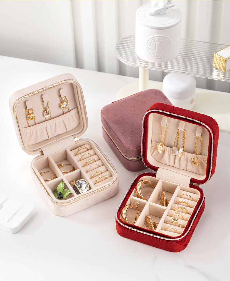 Christmas Gift High-end Velvet Jewelry Box Travel Portable Jewelry Box Earrings Necklace Ring Box Cross-border Jewelry Tiffany Gold Necklace Davidjewelry Tiffany gold necklace david