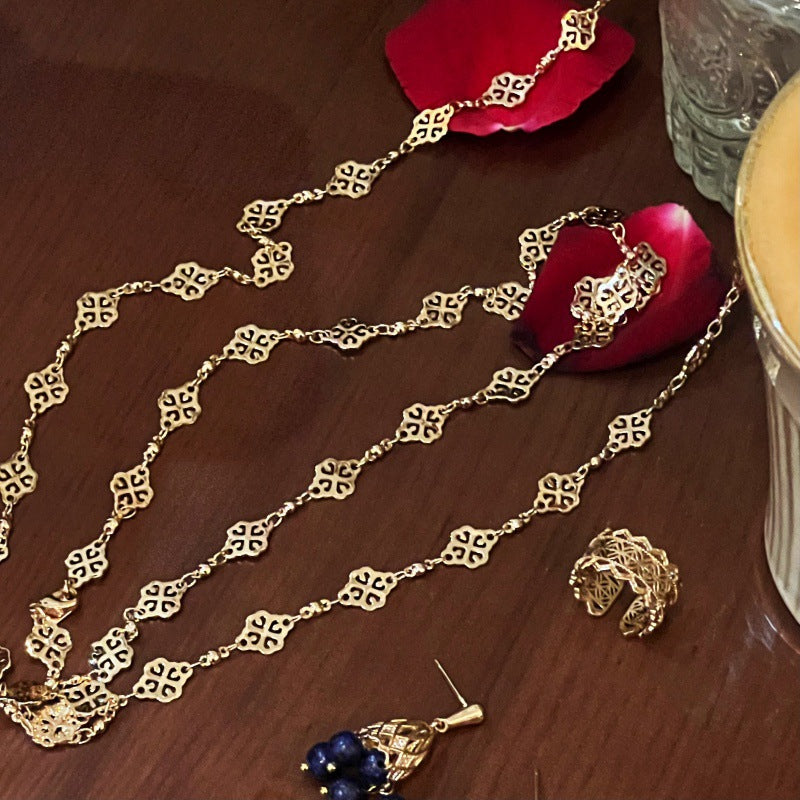 french retro Autumn and Winter Sweater Chain 0528