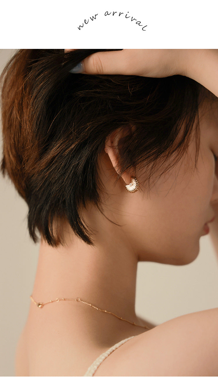 Copper Alloy Synthetic Zircon Earrings French Retro Fashion Elegant Light Luxury Simple Earrings Gold Necklace Davidgold necklace david001