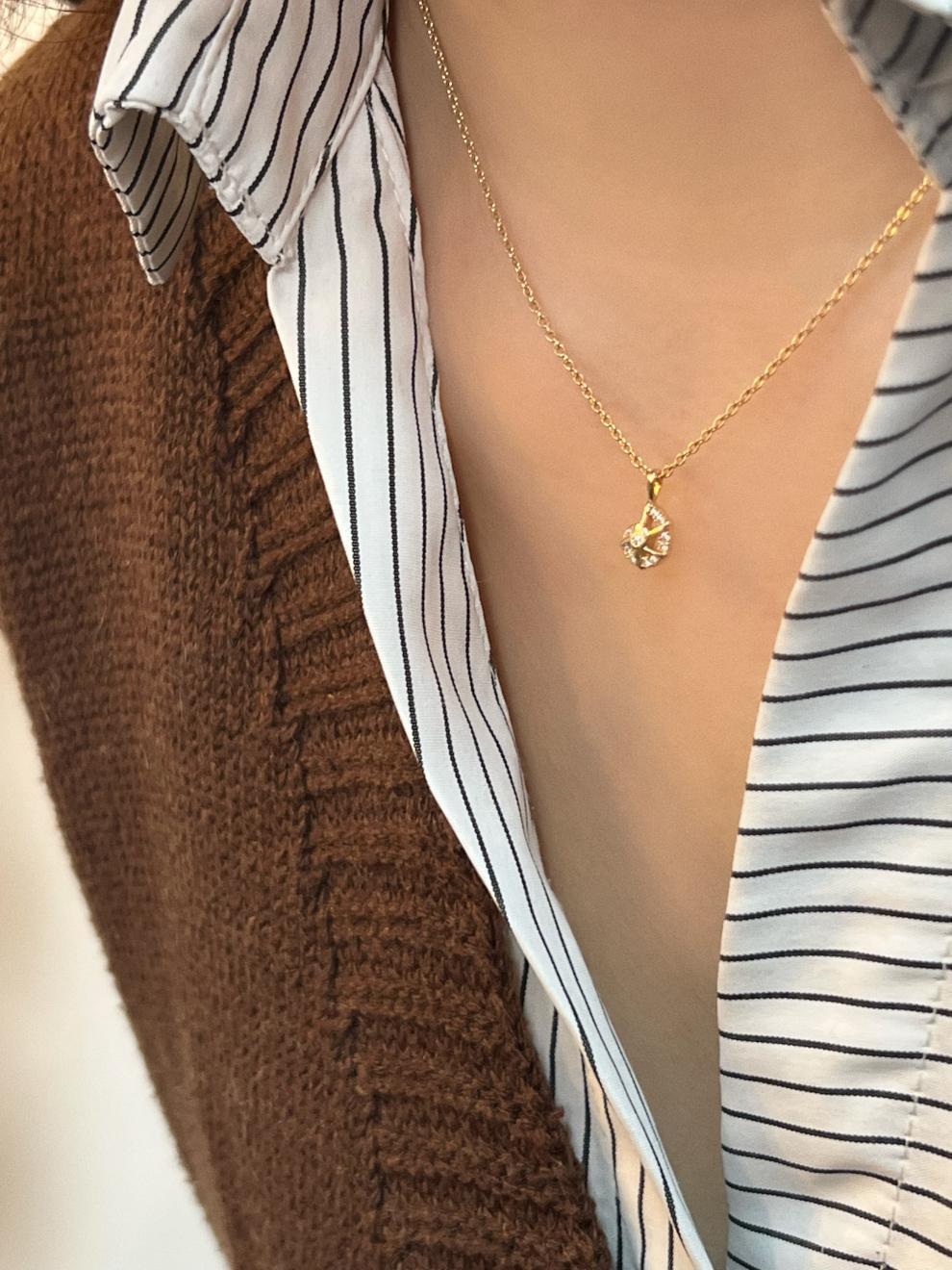 French Retro Light Luxury Niche Versatile Conch Necklace Gold Necklace Davidgold necklace david002