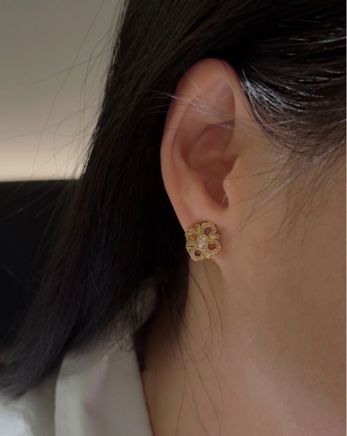 Copper Alloy Earrings French Retro Fashion Elegant Versatile Light Luxury Design Earrings Ear Studs Ear Clips Ear Jewelry David Gold Necklacedavid gold necklace001