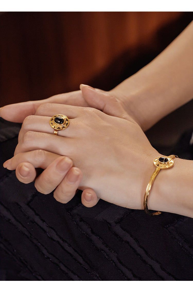 French Minimalist Retro Fashion Elegant Light Luxury Ring