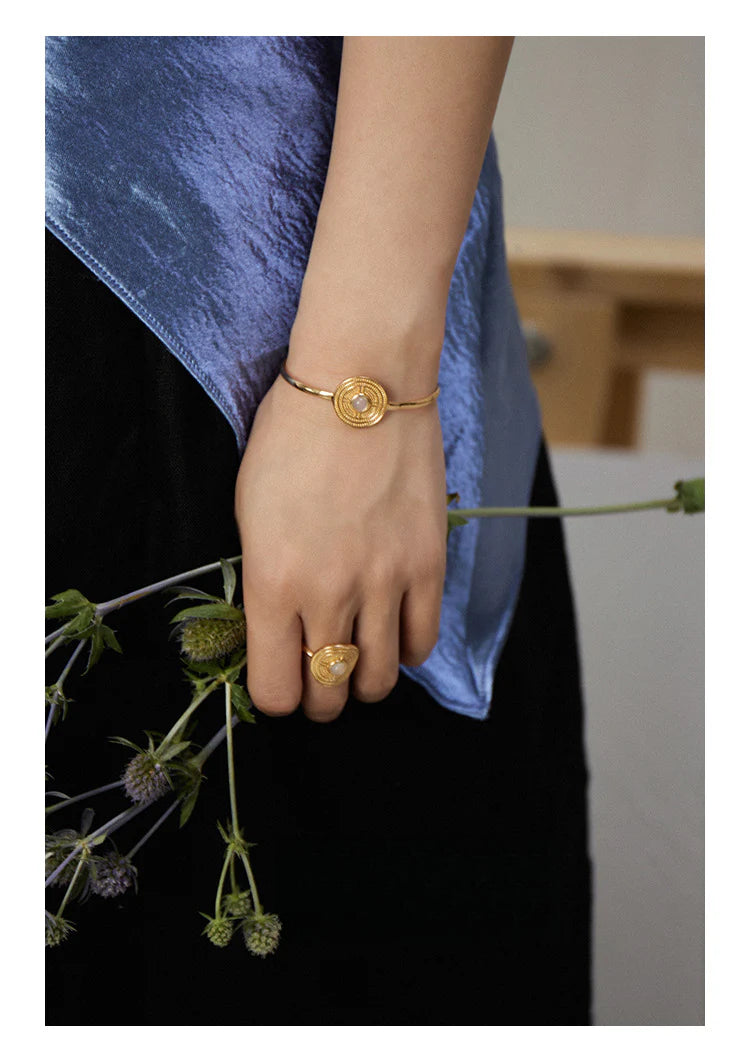 Copper Alloy Imitation Pearl Bracelet Southern French White Agate Bracelet Elegant Simple French Retro Personality Fashion Bracelet David Jewelrydavid jewelry004