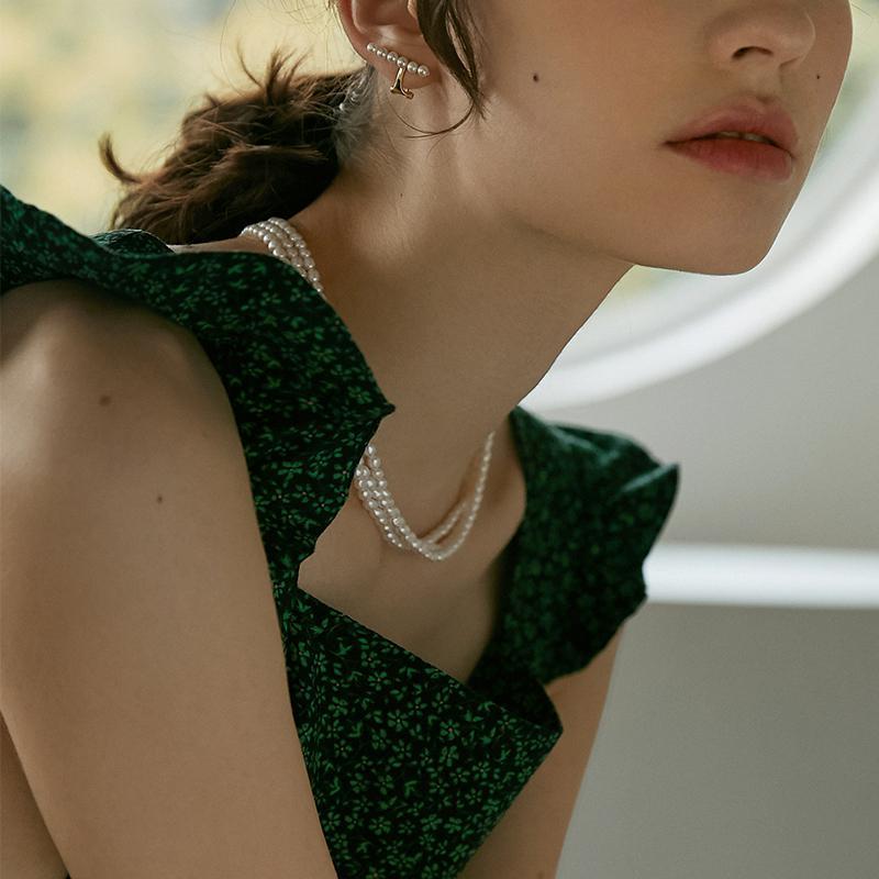 Necklace for Women Light Luxury High-end Sense Elegant Versatile Retro French Style Layered Multi-layer Natural Pearl Collarbone Chain Gold Necklace Jewelrygold necklace jewelry002