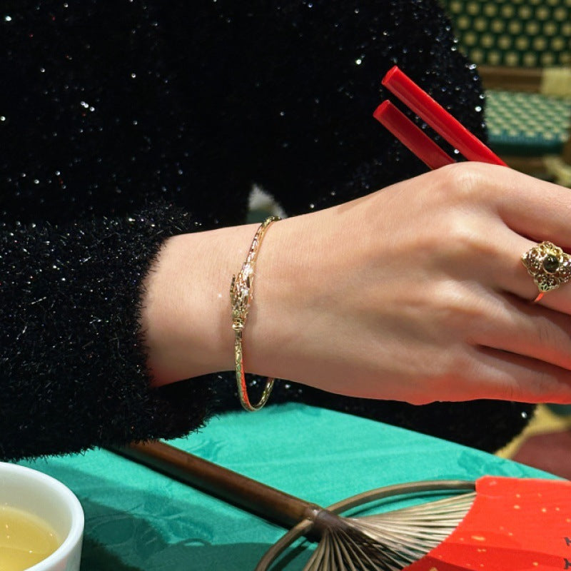 French Retro Dragon Year New Fashion Versatile Elegant Bracelet Jewelry Gold Necklacejewelry gold necklace