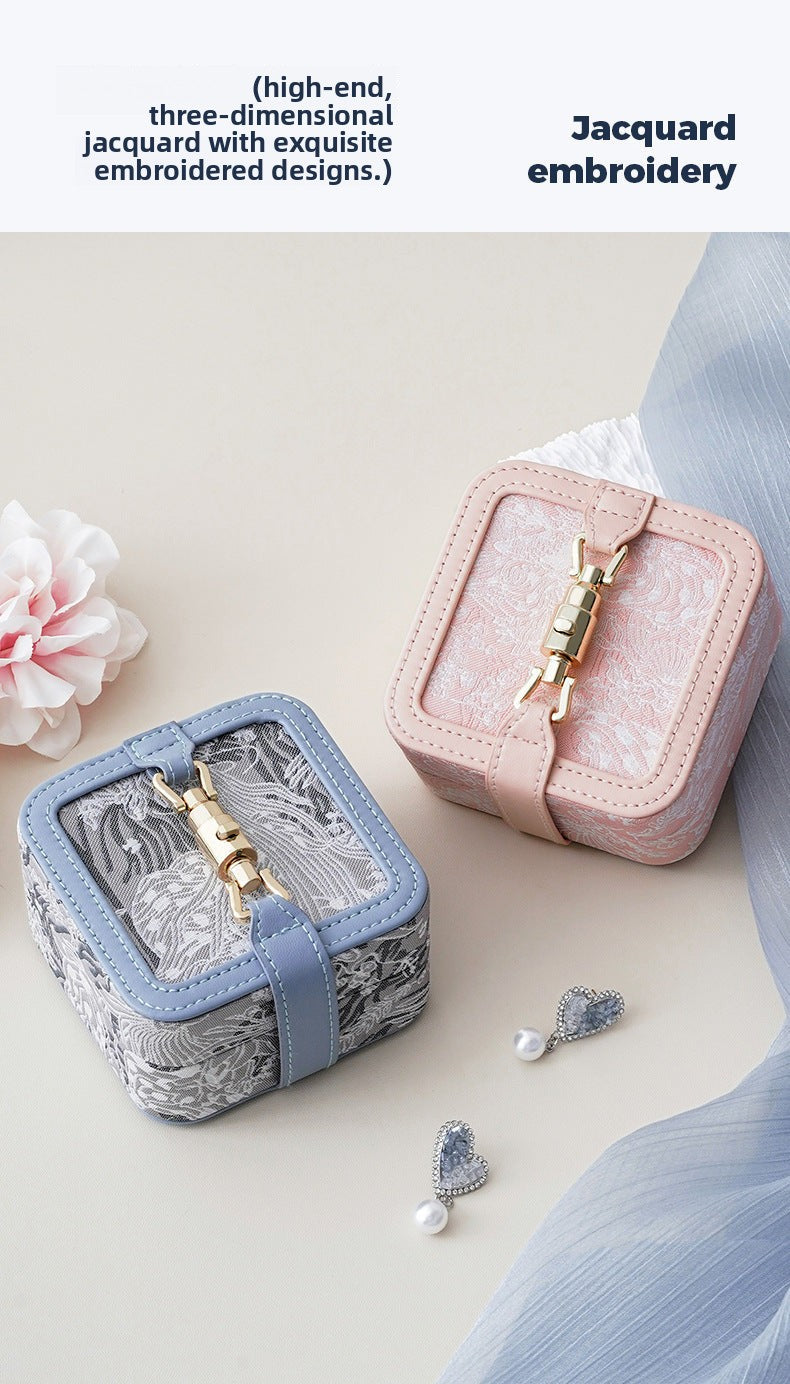 Source Manufacturer Vintage Exquisite Jewelry Box Storage Embroidery Portable Earrings Necklace Ring High-end Jewelry Box Bag Jewelry David Tiffany Gold Necklacejewelry david Tiffany gold necklace