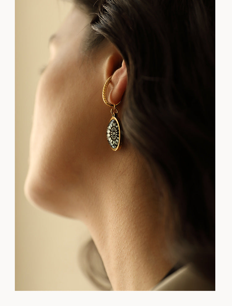 Titanium Steel Synthetic Zircon Pendant Ear Cuff Ear Hook Elegant Earrings Gold Coin Bracelet Necklace Pendant David Jewelrydavid jewelry001